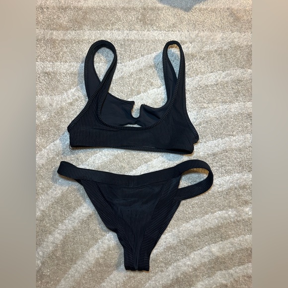 Frankie’s Bikini Cole Ribbed Bikini Set - Picture 4 of 4